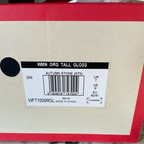 New Women’s Original Hunter Glossy (Autumn Stone) Rain Boots size9 $145 OBO - Picture 6 of 7